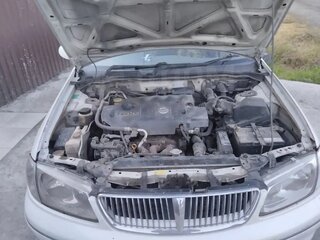 2001 Nissan Bluebird Sylphy I (G10), белый, 390000 рублей, вид 3