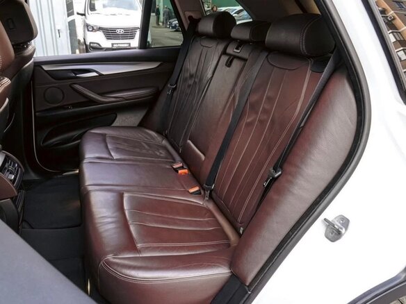 2015 BMW X5 25d III (F15), белый, 3000000 рублей - вид 10