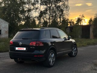 2013 Volkswagen Touareg II, чёрный, 1700000 рублей, вид 3