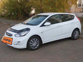 2014 Hyundai Solaris I, белый, 870000 рублей, вид 2
