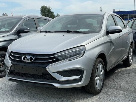 2026 Lada (ВАЗ) Vesta I Рестайлинг (NG), серебристый, 1805000 рублей, вид 1