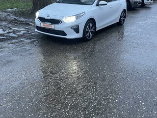 2018 Kia Ceed III, белый, 1300000 рублей, вид 3