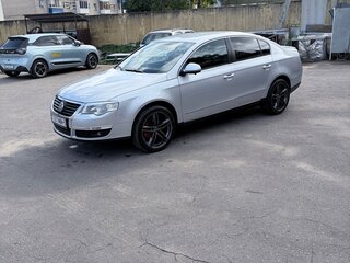 2010 Volkswagen Passat B6, серебристый, 900000 рублей, вид 5