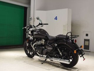 2024 Royal Enfield Super Meteor, чёрный, 523000 рублей, вид 4