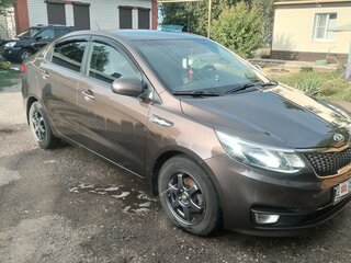 2016 Kia Rio III Рестайлинг, коричневый, 1130000 рублей, вид 3