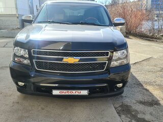 2008 Chevrolet Tahoe III, чёрный, 2350000 рублей, вид 2