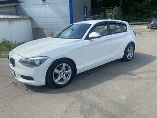 2012 BMW 1 серии 116i II (F20/F21), белый, 750000 рублей, вид 1