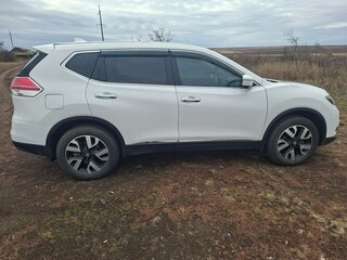 2017 Nissan X-Trail III, белый, 2150000 рублей, вид 3