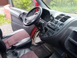 2001 Mercedes-Benz Vito 108 CDI I (W638), красный, 280000 рублей, вид 2
