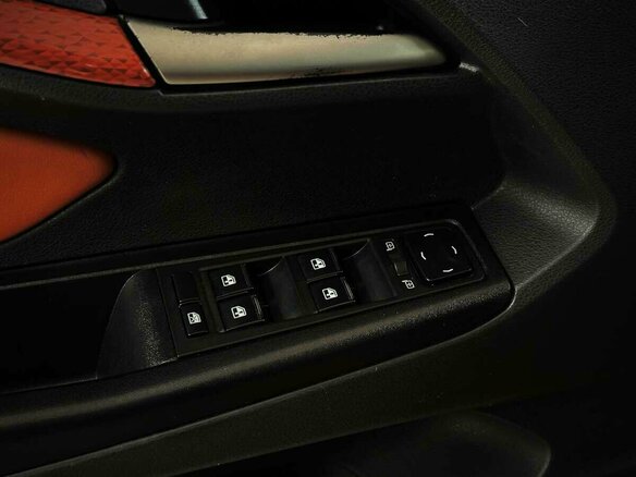 2021 Lada (ВАЗ) Vesta SW Cross I, оранжевый - вид 7
