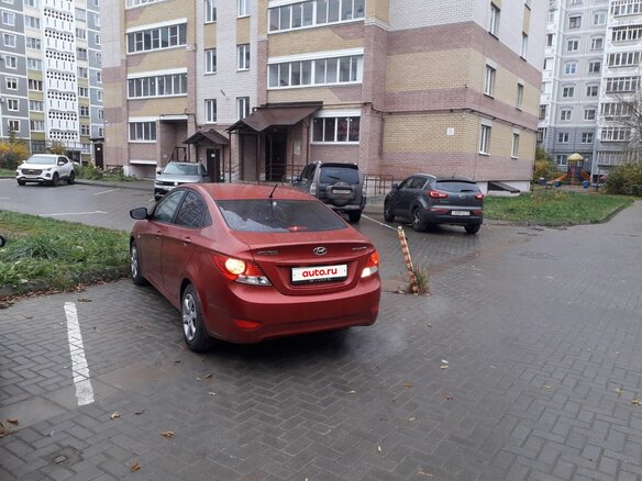 2011 Hyundai Solaris I, пурпурный, 900000 рублей - вид 4