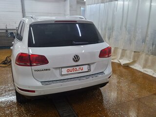 2013 Volkswagen Touareg II, белый, 2150000 рублей, вид 5
