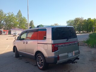 2019 Mitsubishi Delica D:5 I Рестайлинг, серый, 3700000 рублей, вид 4