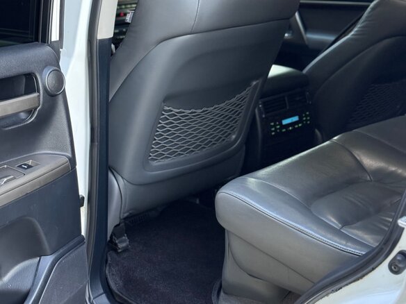 2010 Toyota Land Cruiser 200 Series, белый, 2800000 рублей - вид 19