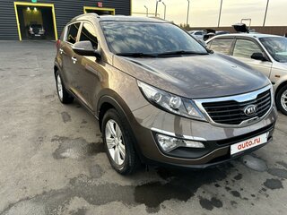 2013 Kia Sportage III, коричневый, 1400000 рублей, вид 3