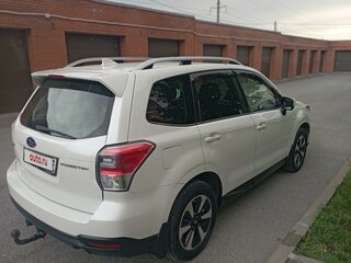 2018 Subaru Forester IV Рестайлинг 2, белый, 2100000 рублей, вид 4