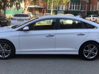 2017 Hyundai Sonata VII (LF) Рестайлинг, белый, 1700000 рублей, вид 5