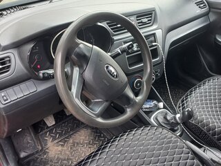 2013 Kia Rio III, красный, 900000 рублей, вид 5