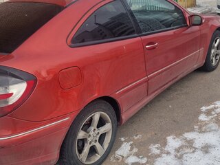 2007 Mercedes-Benz C-Класс 180 II (W203) Рестайлинг, красный, 750000 рублей, вид 3