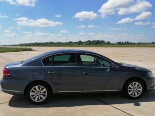 2011 Volkswagen Passat B7, серый, 1300000 рублей, вид 4