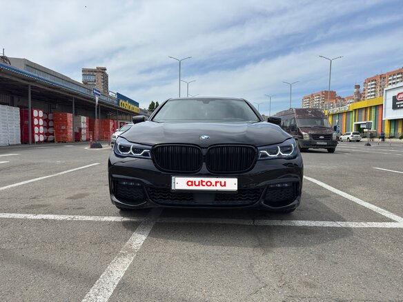 2017 BMW 7 серии Long 730Ld xDrive VI (G11/G12), чёрный, 3700000 рублей - вид 2