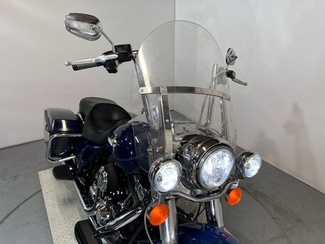 2010 Harley-Davidson Road King, синий, 610000 рублей, вид 5