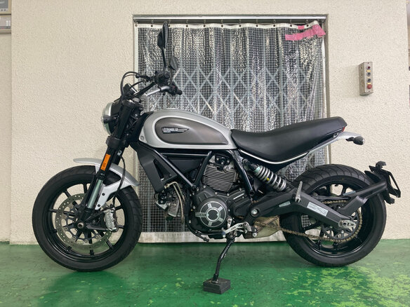 2019 Ducati Scrambler 800, серый, 800000 рублей - вид 2