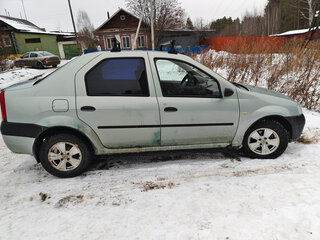 2006 Renault Logan I, зелёный, 360000 рублей, вид 2