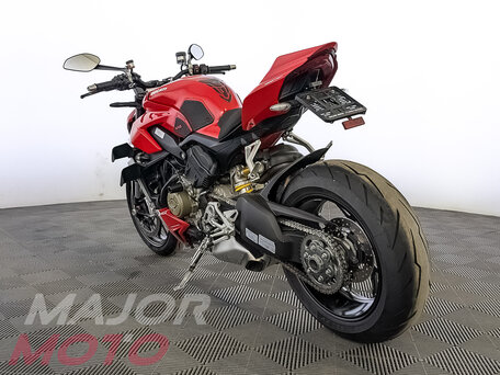 2020 Ducati Streetfighter V4, красный, 1580000 рублей, вид 2
