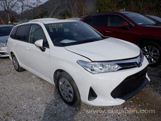 2018 Toyota Corolla Fielder XI (E160, E170) Рестайлинг 2, белый, 1450000 рублей, вид 1