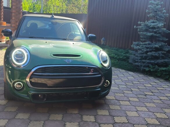 2020 Mini Cabrio Cooper S III Рестайлинг, зелёный, 3300000 рублей - вид 1