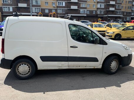 2012 Peugeot Partner, белый, 500000 рублей, вид 2