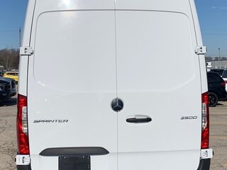 2022 Mercedes-Benz Sprinter, белый, 6900000 рублей, вид 4
