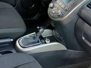 2013 Kia Soul I Рестайлинг, серебристый, 890000 рублей, вид 4
