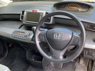 2009 Honda Freed I, пурпурный, 1025000 рублей, вид 5