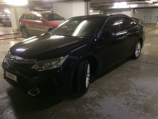 2015 Toyota Camry VII (XV50) Рестайлинг, чёрный, 2200000 рублей, вид 1