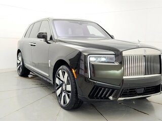 2025 Rolls-Royce Cullinan I Рестайлинг (Series II), зелёный, 53865256 рублей, вид 1