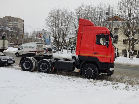 2021 МАЗ 6430, красный, 4950000 рублей, вид 2