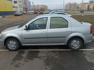 2014 Renault Logan I Рестайлинг, серый, 570000 рублей, вид 5