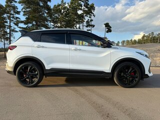 2023 Geely Coolray (Binyue Cool) I Рестайлинг, белый, 2310000 рублей, вид 3