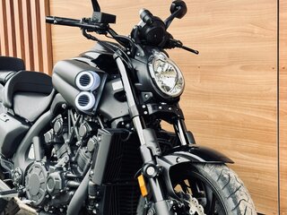 2020 Yamaha VMAX 1700, чёрный, 1950000 рублей, вид 2