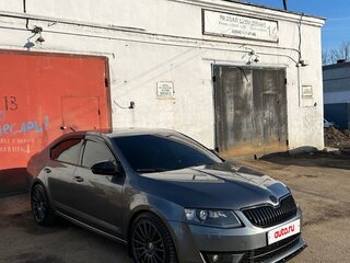 2016 Skoda Octavia III (A7), серый, 1700000 рублей, вид 3