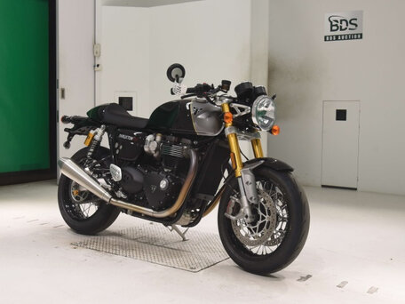 2024 Triumph Thruxton, чёрный, 1400000 рублей, вид 3