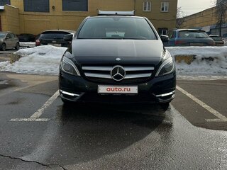 2013 Mercedes-Benz B-Класс 200 II (W246), чёрный, 900000 рублей, вид 2