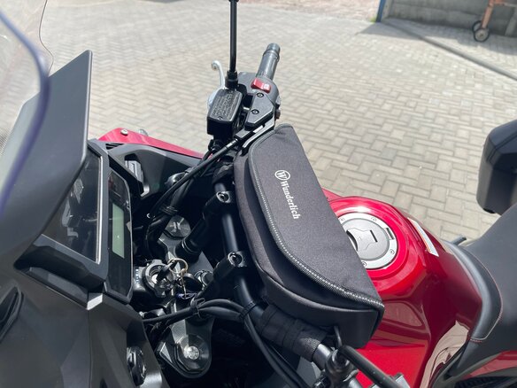 2024 Honda NT1100, красный, 1599000 рублей - вид 13