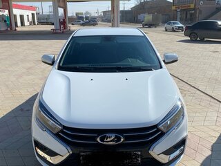 2024 Lada (ВАЗ) Vesta I Рестайлинг (NG), белый, 1440000 рублей, вид 3