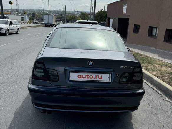 2001 BMW 3 серии 325i IV (E46), серый, 1100000 рублей - вид 5