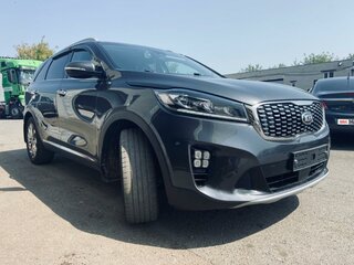 2017 Kia Sorento III Prime Рестайлинг, серый, 3550000 рублей, вид 1