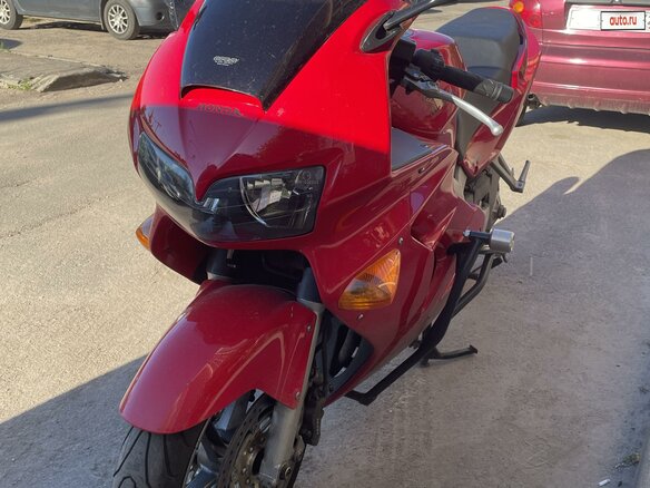 2001 Honda VFR 800, красный, 390000 рублей