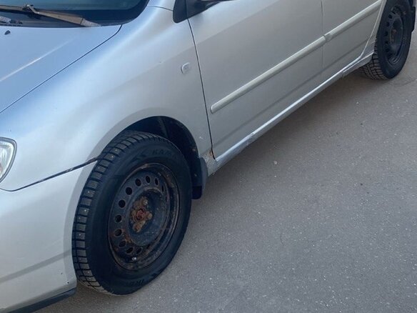 2006 Toyota Corolla IX (E120, E130) Рестайлинг, серебристый, 525000 рублей - вид 2